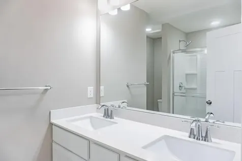 1430 Nutmeg Circle Carver MN 55315