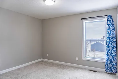1430 Nutmeg Circle Carver MN 55315