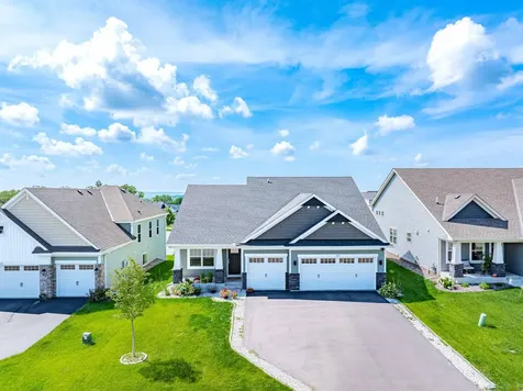 1430 Nutmeg Circle Carver MN 55315