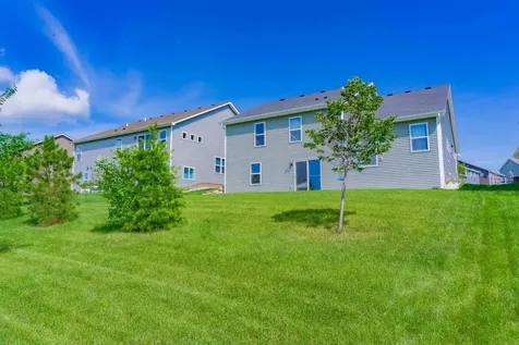 1430 Nutmeg Circle Carver MN 55315