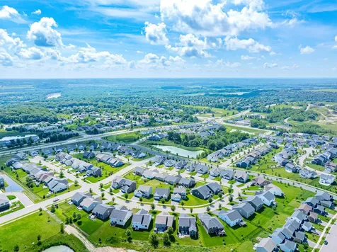 1430 Nutmeg Circle Carver MN 55315