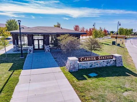 1430 Nutmeg Circle Carver MN 55315