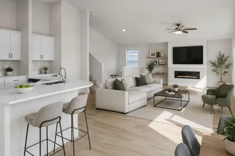 904 Spruce Circle N Cambridge MN 55008