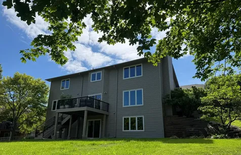 5735 Sycamore Lane N Plymouth MN 55442