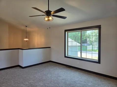 305 N Lane Green Isle MN 55338