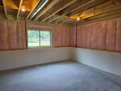 305 N Lane Green Isle MN 55338
