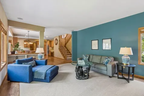 3344 Charleston Drive Woodbury MN 55129
