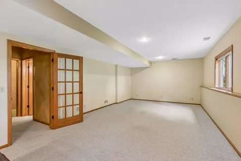 3344 Charleston Drive Woodbury MN 55129