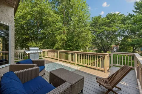 3344 Charleston Drive Woodbury MN 55129