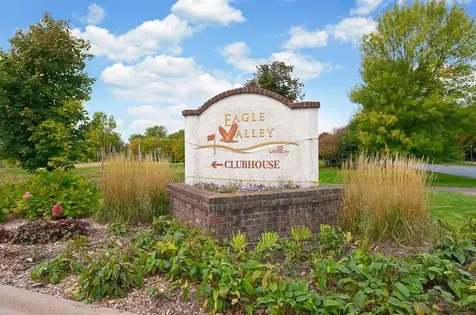 3344 Charleston Drive Woodbury MN 55129