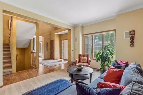 3344 Charleston Drive Woodbury MN 55129