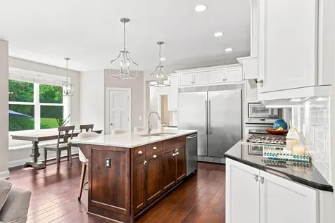 3025 Fairway Drive Chaska MN 55318