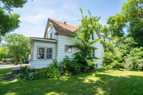 411 E Gustavus Avenue Fergus Falls MN 56537