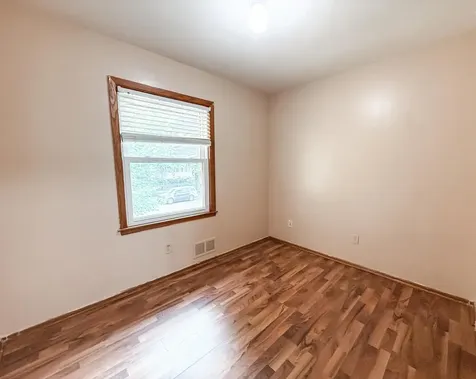 145 Jessamine Avenue E Saint Paul MN 55117