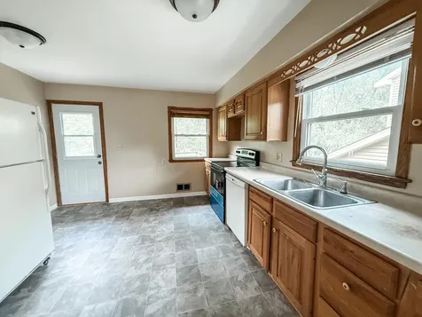 145 Jessamine Avenue E Saint Paul MN 55117