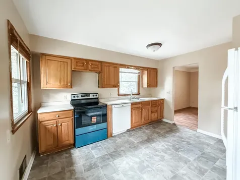 145 Jessamine Avenue E Saint Paul MN 55117