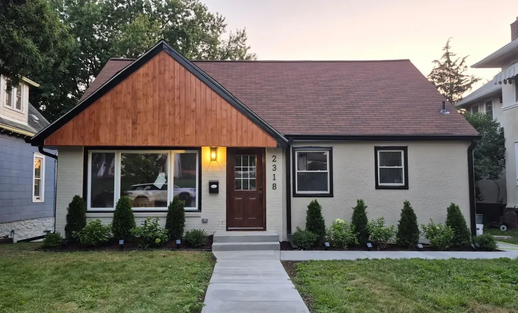 2318 Buchanan Street NE Minneapolis MN 55418