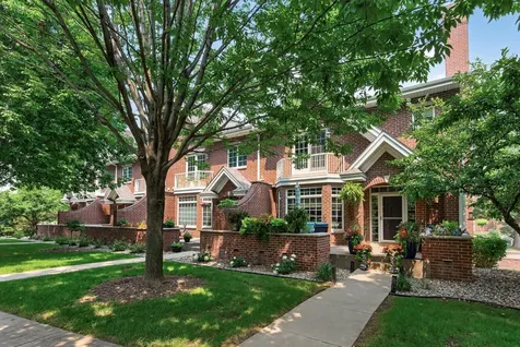 10776 Falling Water Lane Woodbury MN 55129