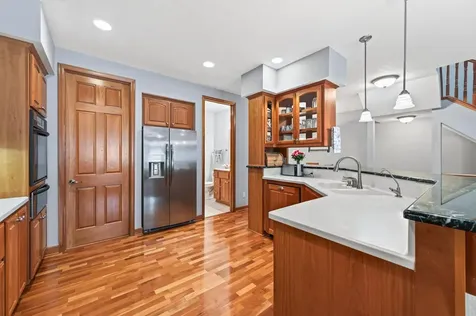 10776 Falling Water Lane Woodbury MN 55129