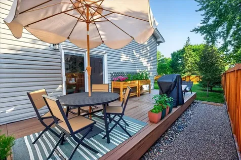 2722 94th Way Brooklyn Park MN 55444