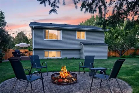 2722 94th Way Brooklyn Park MN 55444