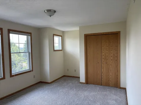 1905 Red Maple Lane Northfield MN 55057