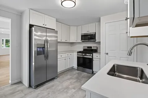 4241 Yosemite Avenue S Saint Louis Park MN 55416