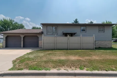 407 5th Avenue SW Little Falls MN 56345