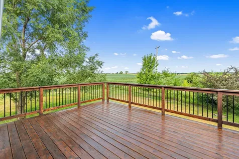 914 Prestwick Drive Belle Plaine MN 56011