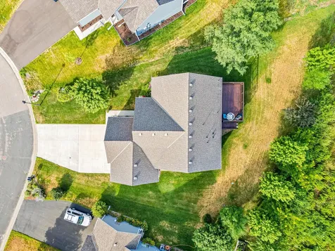914 Prestwick Drive Belle Plaine MN 56011