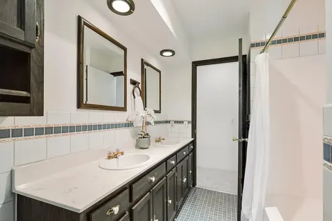 6630 Horseshoe Curve Chanhassen MN 55317
