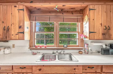 1256 Rice Street Braham MN 55006