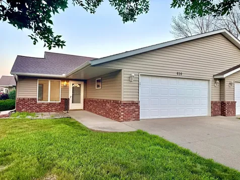 939 Mayvis Boulevard Mankato MN 56001