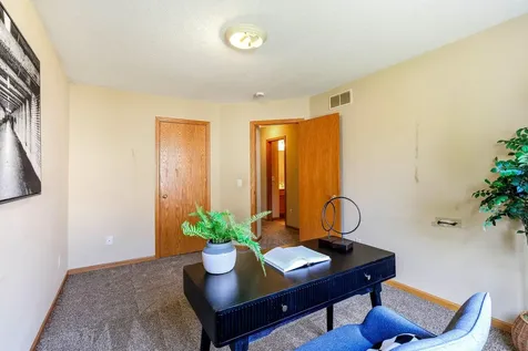 8181 Ravenrock Road Rockford MN 55373