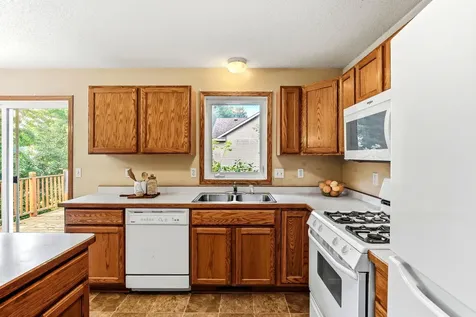 8181 Ravenrock Road Rockford MN 55373