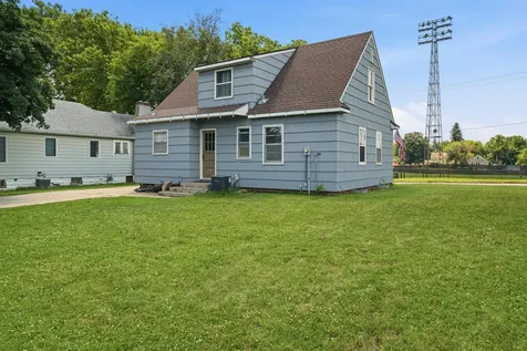 207 7th Avenue S Saint James MN 56081