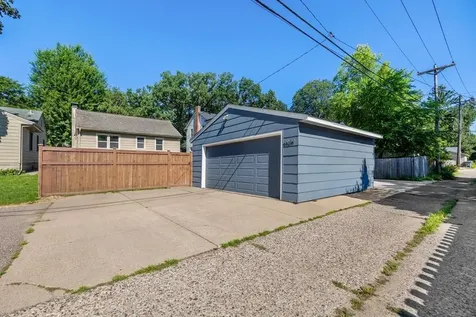 4909 Drew Avenue S Minneapolis MN 55410