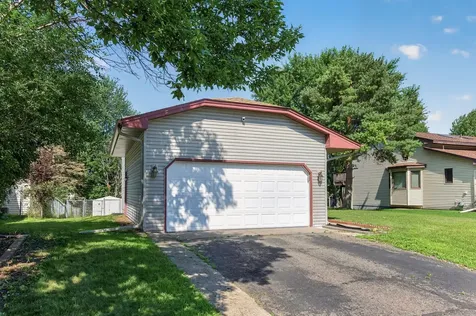 1652 84th Court N Brooklyn Park MN 55444