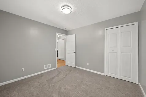 1652 84th Court N Brooklyn Park MN 55444