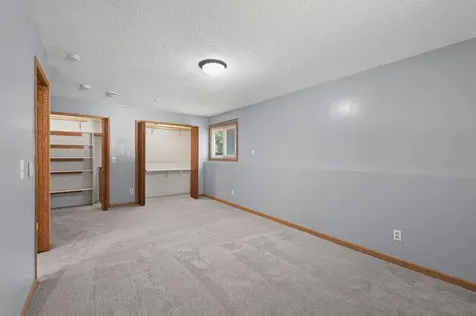 1652 84th Court N Brooklyn Park MN 55444