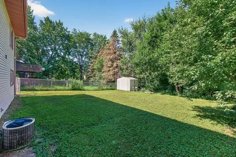 1652 84th Court N Brooklyn Park MN 55444