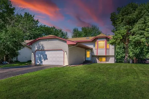 1652 84th Court N Brooklyn Park MN 55444