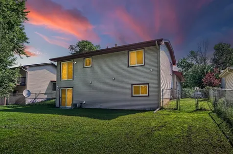 1652 84th Court N Brooklyn Park MN 55444