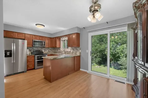 1652 84th Court N Brooklyn Park MN 55444