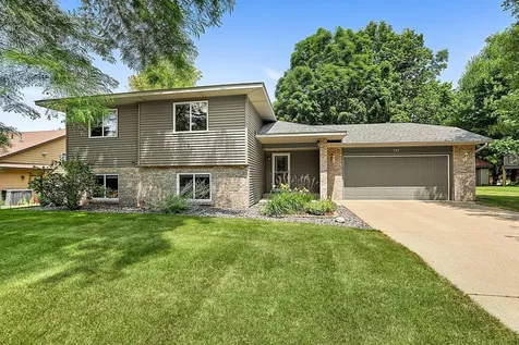 737 4th Street N Sartell MN 56377