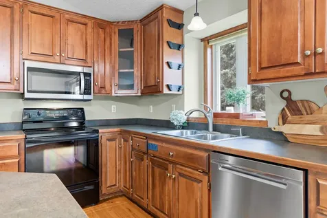 1528 Homestead Street Shakopee MN 55379