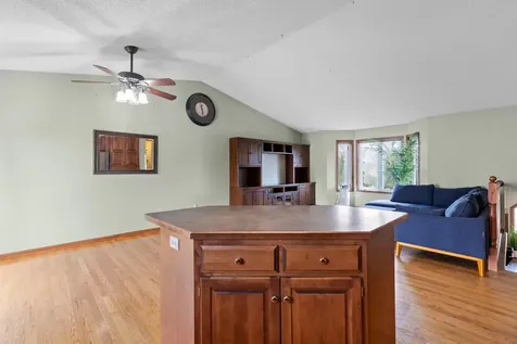1528 Homestead Street Shakopee MN 55379