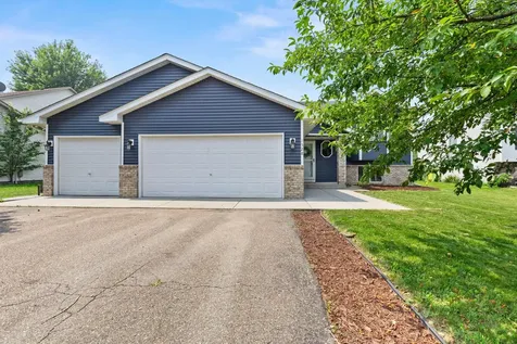 1528 Homestead Street Shakopee MN 55379