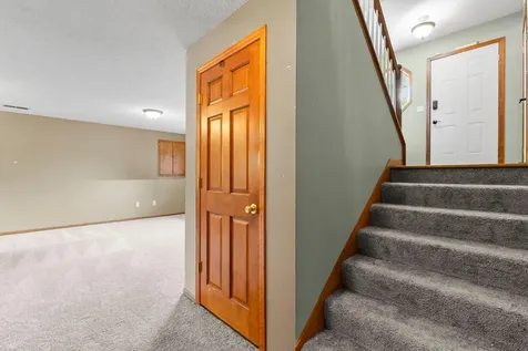 1528 Homestead Street Shakopee MN 55379