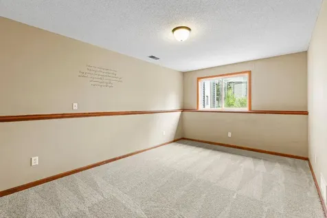 1528 Homestead Street Shakopee MN 55379